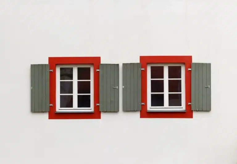 The Best Windows for Energy Efficiency in Australia 20 Double glazed aluminium windows on a modern Australian home for energy efficiency