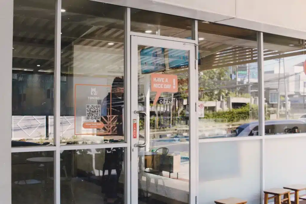 Glass Shopfronts in Oran Park, NSW | Free Quote 1 Modern glass shopfront glazing on a retail store in Oran Park NSW